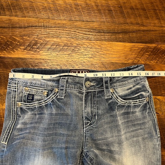 Cowgirl Up jeans 29x32 - Picture 5 of 9